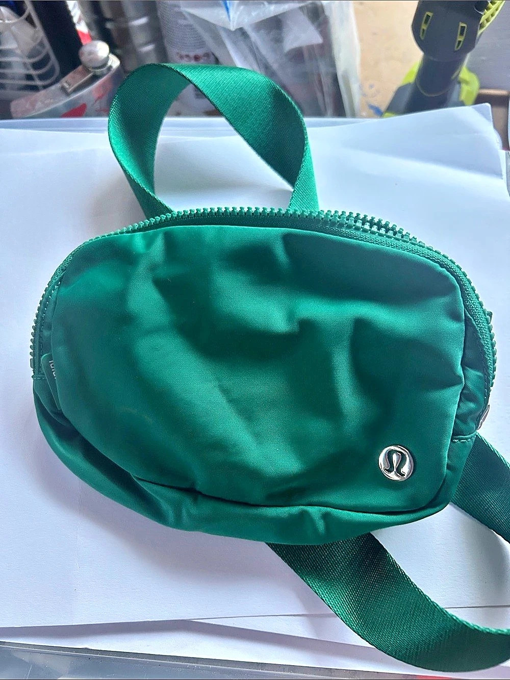 lululemon Everywhere Belt Bag Crossbody in Green